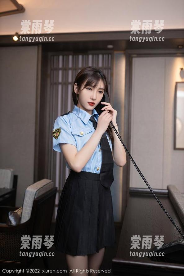 秀人网-美桃酱 秀人网 - 免费图集里的美桃酱,油亮得就像刚洗过还带水珠的光泽。