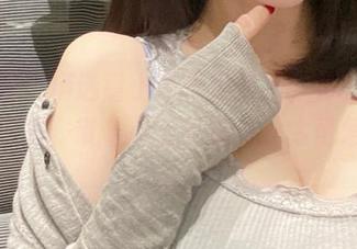 微密圈 - 精选童小芯早期照片，那些图片里的日子，带着点点菜鸟气，太可爱了吧。