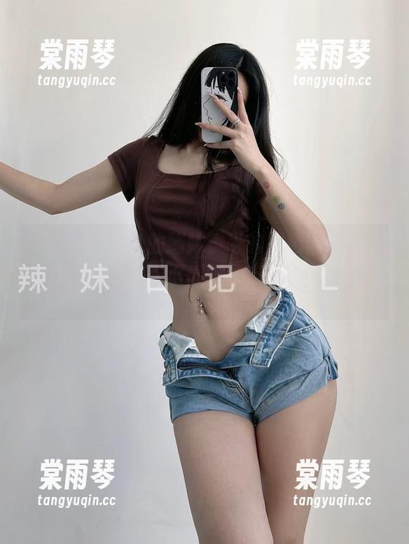 微密圈 - 粉色的猪陈佩奇的黑色图集，高清版都让我有点小心跳，不过别问我原因。