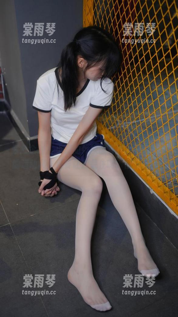 紧急企划 - 小恩的体操服写真，不同寻常的运动风，是要让我呆住啊，慢慢消化…