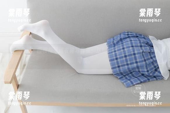 紧急企划-樱樱樱可 紧急企划 - 樱樱樱可连衣裙写真集:这些样张,我只看出了无限可能。