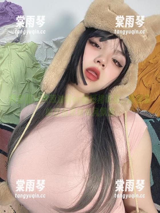 微密圈 - 从葱油饼er的短裙说起，图包里的自由思绪如风飘散