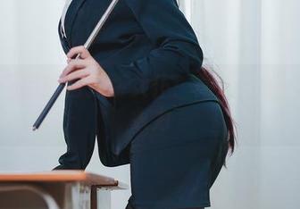 蜜汁猫裘的自拍版女仆：高清秒杀你的想象力