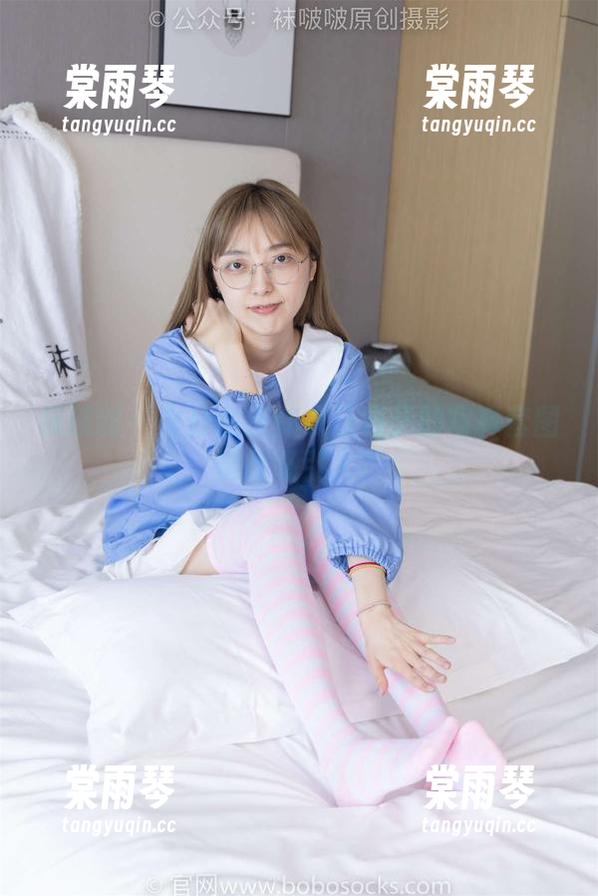 袜啵啵-稚予 袜啵啵 - 为什么连体衣让稚予的写真套图如此吸引人?