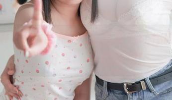 铭铭kizami的黑丝JK制服，让你的钱包在“分享”中想逃跑！