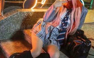 阿薰kaOri的黑丝美图，下载一张送你一个下午的灵感